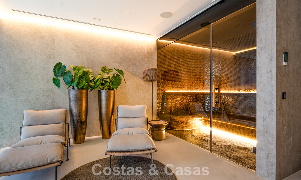 Spectaculaire, hedendaagse luxevilla te koop met zeezicht in El Madroñal, Marbella - Benahavis 796257