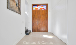 Modern gerenoveerde Andalusiche villa met berg- en zeezicht te koop in Nueva Andalucia, Marbella 796147 