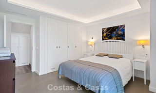 Modern gerenoveerde Andalusiche villa met berg- en zeezicht te koop in Nueva Andalucia, Marbella 796154 