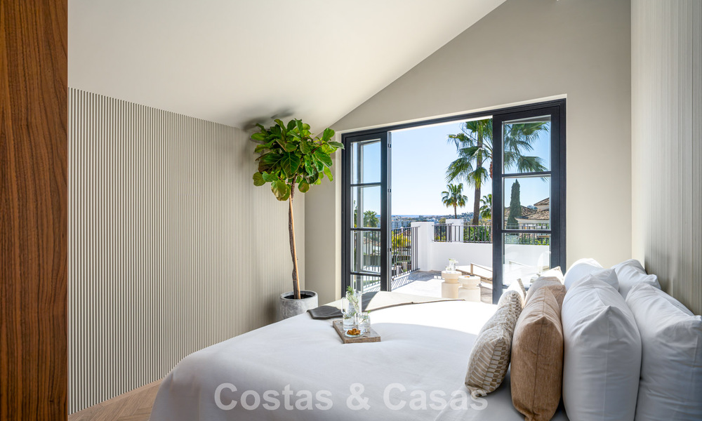 Exclusieve, architecturale villa met panoramisch golf- en zeezicht te koop in Nueva Andalucia, Marbella 796351