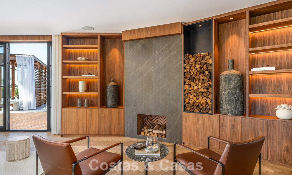 Exclusieve, architecturale villa met panoramisch golf- en zeezicht te koop in Nueva Andalucia, Marbella 796359