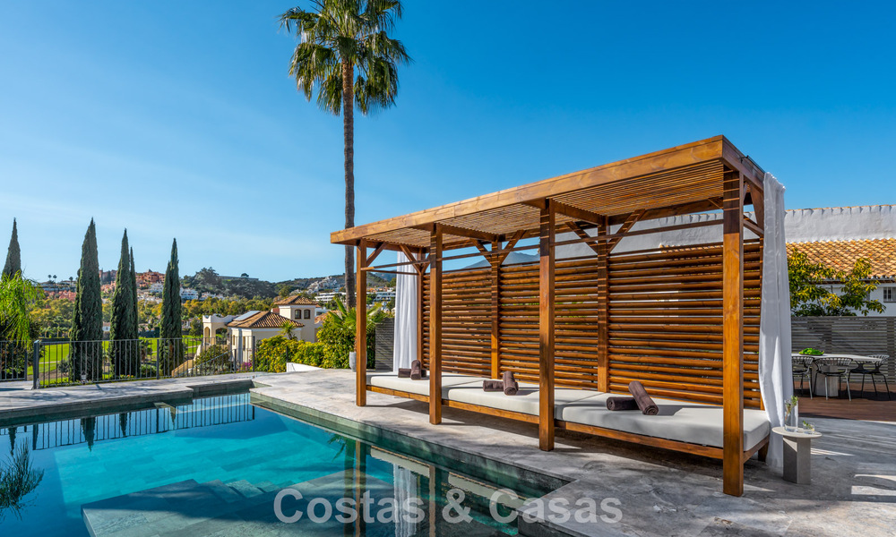 Exclusieve, architecturale villa met panoramisch golf- en zeezicht te koop in Nueva Andalucia, Marbella 796363