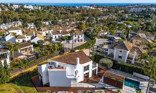 Exclusieve, architecturale villa met panoramisch golf- en zeezicht te koop in Nueva Andalucia, Marbella 796369 