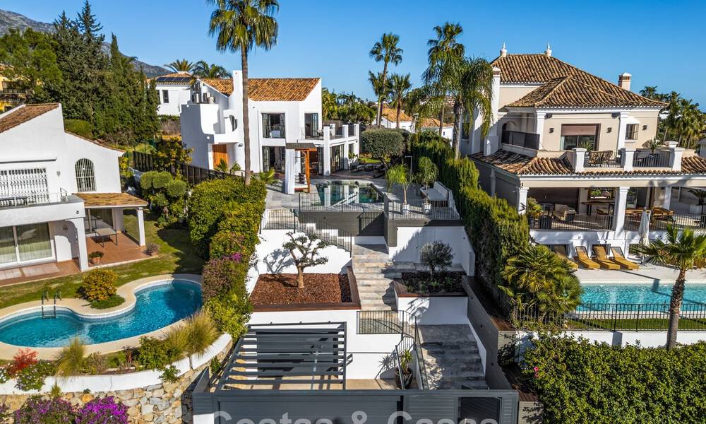 Exclusieve, architecturale villa met panoramisch golf- en zeezicht te koop in Nueva Andalucia, Marbella 796370