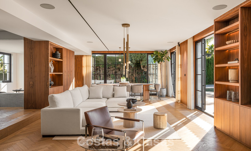 Exclusieve, architecturale villa met panoramisch golf- en zeezicht te koop in Nueva Andalucia, Marbella 796373