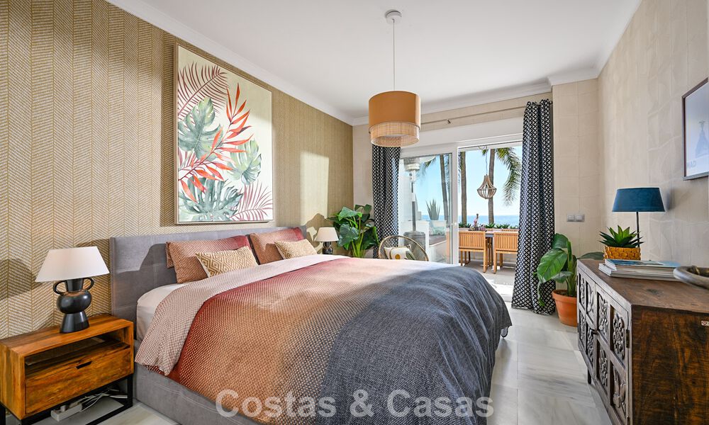 Exclusief eerstelijnstrand appartement met panoramisch zeezicht te koop in Estepona centrum 795973