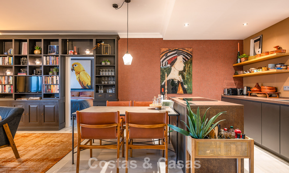 Exclusief eerstelijnstrand appartement met panoramisch zeezicht te koop in Estepona centrum 795997