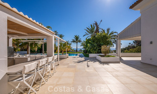 Majestueuze modern gerenoveerde villa met panoramisch zeezicht te koop op een royaal perceel ten oosten van Marbella centrum 796488 