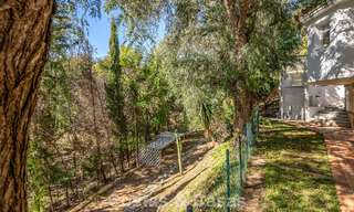 Majestueuze modern gerenoveerde villa met panoramisch zeezicht te koop op een royaal perceel ten oosten van Marbella centrum 796547 