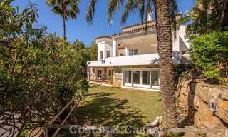 Majestueuze modern gerenoveerde villa met panoramisch zeezicht te koop op een royaal perceel ten oosten van Marbella centrum 796551 