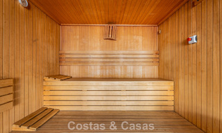 Eigentijds penthouse met zeezicht vanaf het royale dakterras te koop aan de New Golden Mile, tussen Marbella en Estepona 796631 