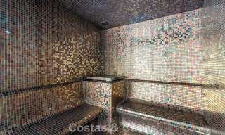 Eigentijds penthouse met zeezicht vanaf het royale dakterras te koop aan de New Golden Mile, tussen Marbella en Estepona 796632 