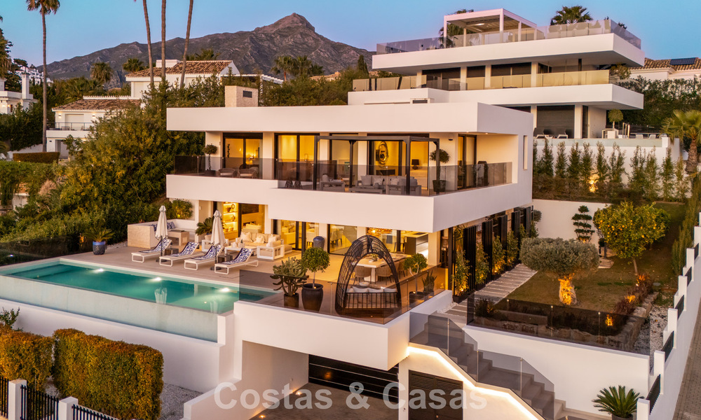 Geavanceerde luxevilla te koop eerstelijnsgolf in Nueva Andalucia’s vallei, Marbella 796704