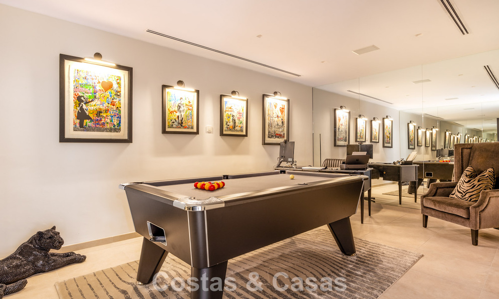 Geavanceerde luxevilla te koop eerstelijnsgolf in Nueva Andalucia’s vallei, Marbella 796709