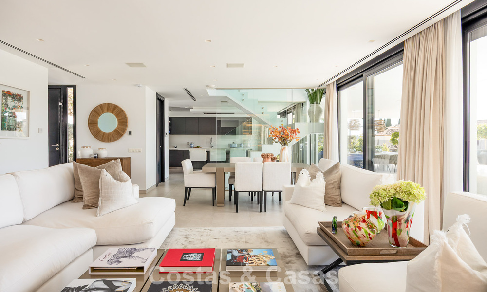 Geavanceerde luxevilla te koop eerstelijnsgolf in Nueva Andalucia’s vallei, Marbella 796720