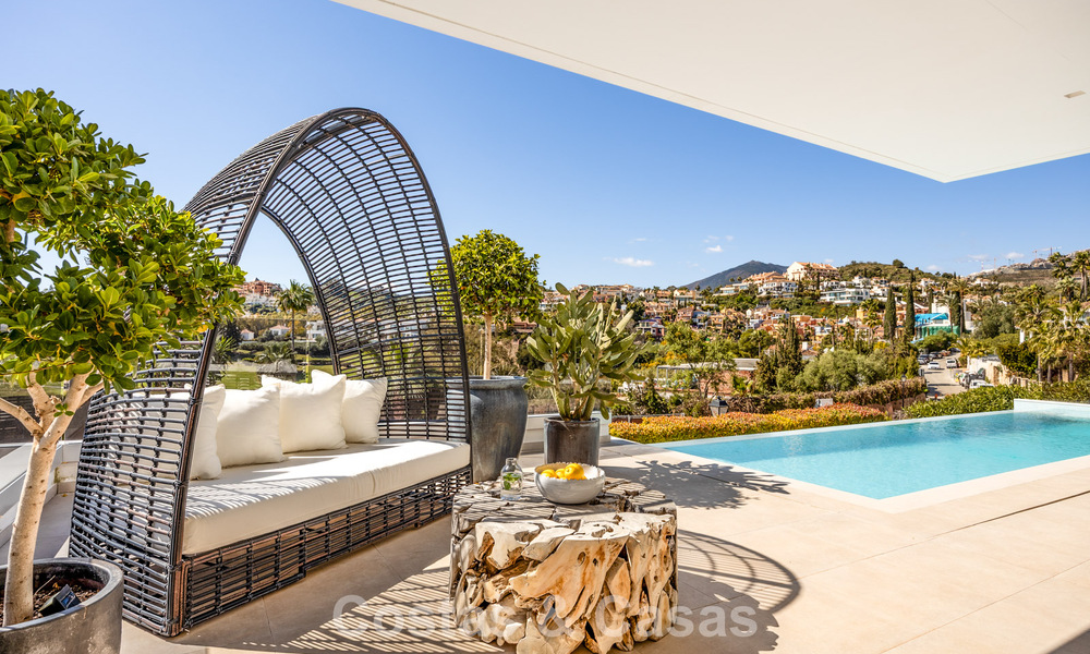 Geavanceerde luxevilla te koop eerstelijnsgolf in Nueva Andalucia’s vallei, Marbella 796722