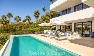 Geavanceerde luxevilla te koop eerstelijnsgolf in Nueva Andalucia’s vallei, Marbella 796723 