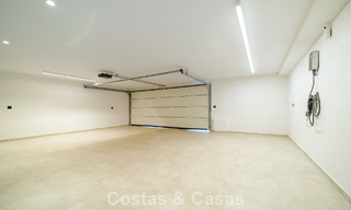 Exclusieve, moderne luxevilla te koop op loopafstand van het strand in het oostelijk deel van Marbella 796875 