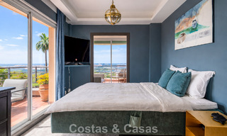 Ruim appartement met panoramisch golf- en zeezicht te koop in Nueva Andalucia, Marbella 796916 