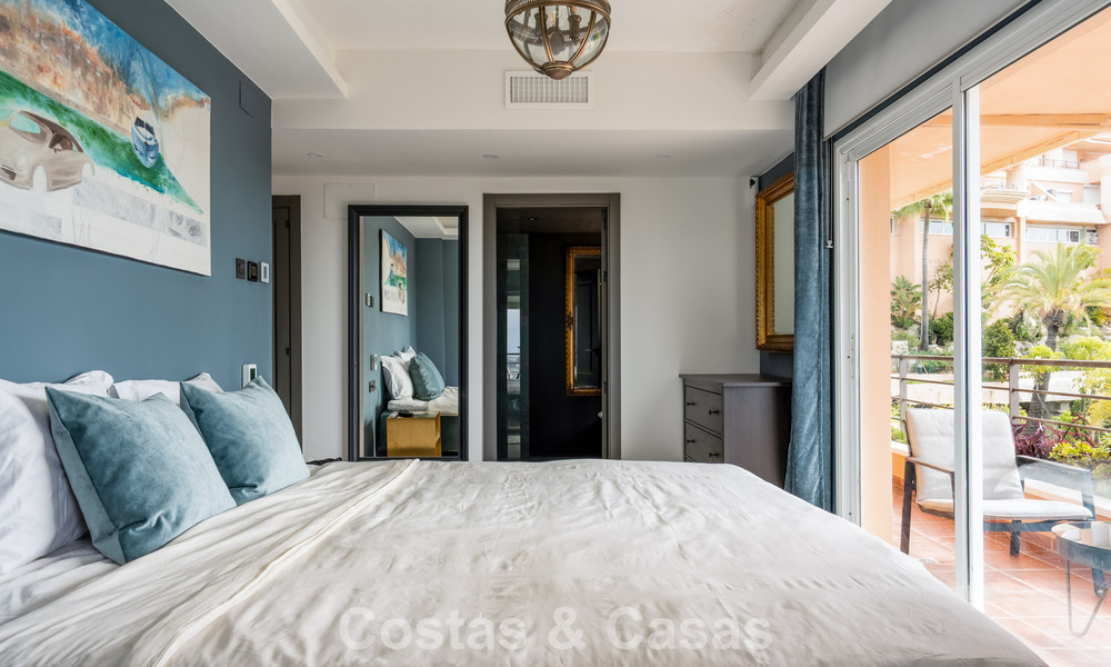Ruim appartement met panoramisch golf- en zeezicht te koop in Nueva Andalucia, Marbella 796922
