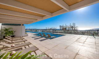 Instapklaar! Luxueuze, moderne appartementen met panoramisch zeezicht te koop in Mijas’ golfvallei aan de Costa del Sol 797095 