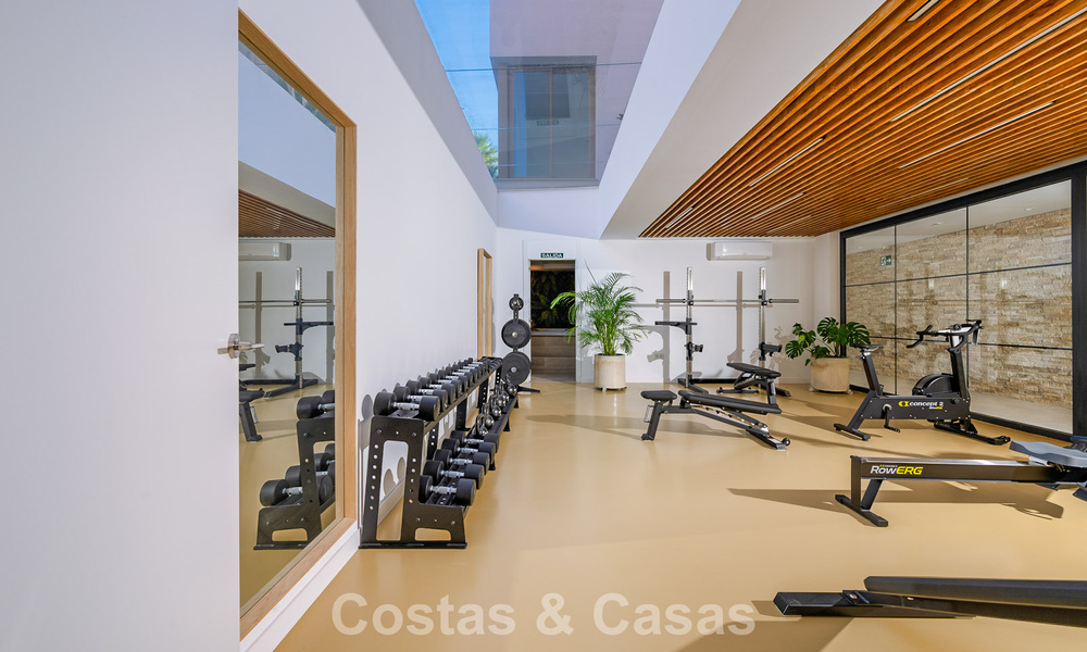 Instapklaar! Luxueuze, moderne appartementen met panoramisch zeezicht te koop in Mijas’ golfvallei aan de Costa del Sol 797098