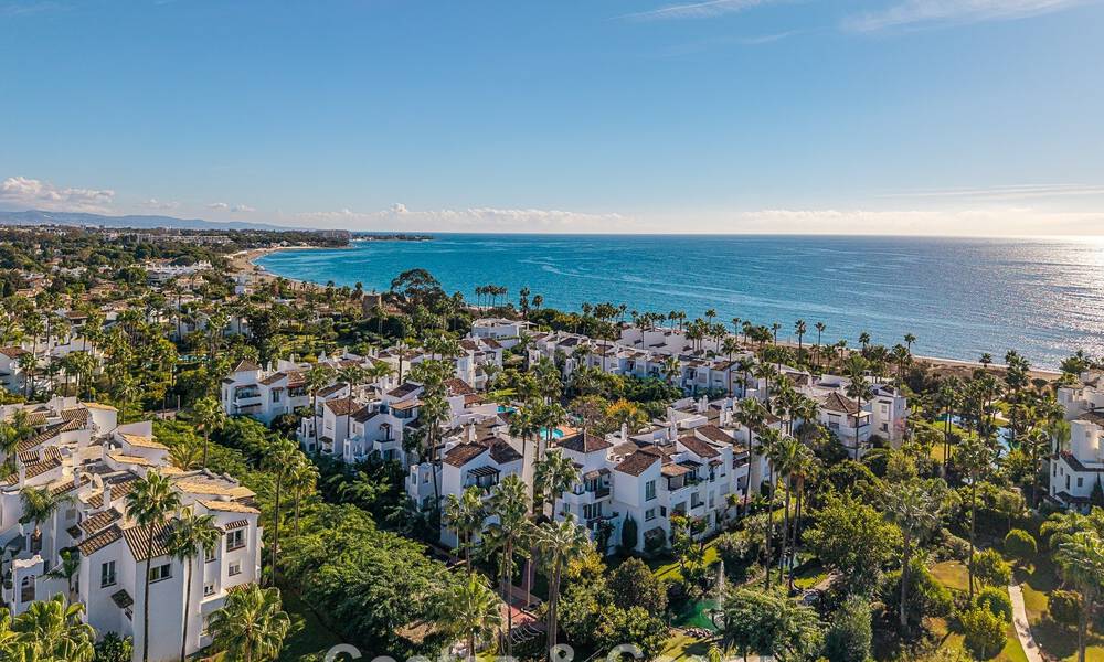 Elegant gerenoveerd appartement te koop op loopafstand van het strand op de New Golden Mile tussen Marbella en Estepona 797223