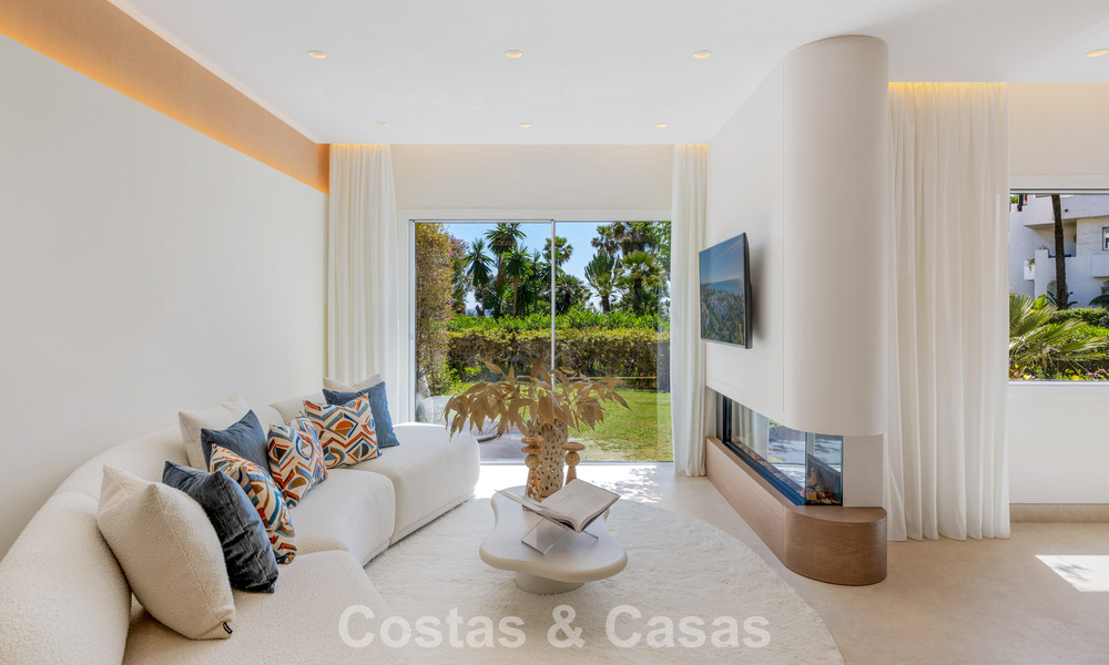 Elegant gerenoveerd appartement te koop op loopafstand van het strand op de New Golden Mile tussen Marbella en Estepona 797241