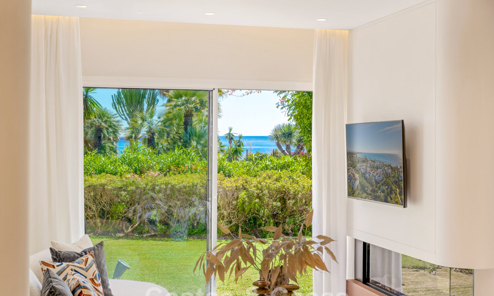 Elegant gerenoveerd appartement te koop op loopafstand van het strand op de New Golden Mile tussen Marbella en Estepona 797259