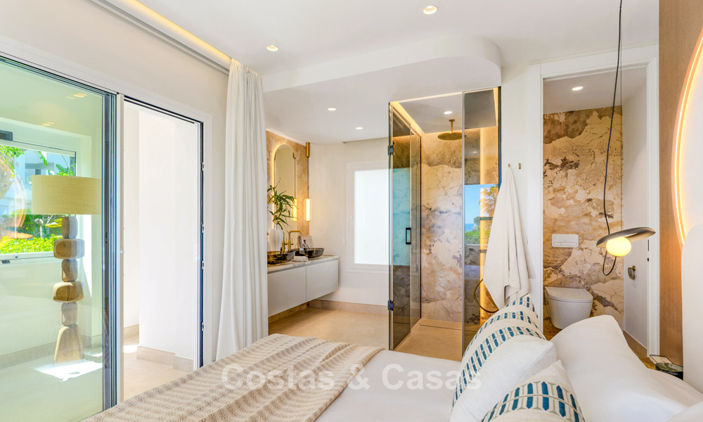 Elegant gerenoveerd appartement te koop op loopafstand van het strand op de New Golden Mile tussen Marbella en Estepona 797263