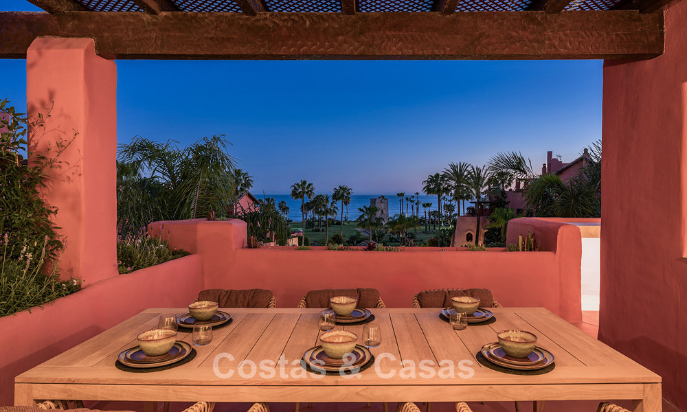Luxueus duplex penthouse te koop in een vijfsterren strandcomplex op de New Golden Mile tussen Marbella en Estepona 797758