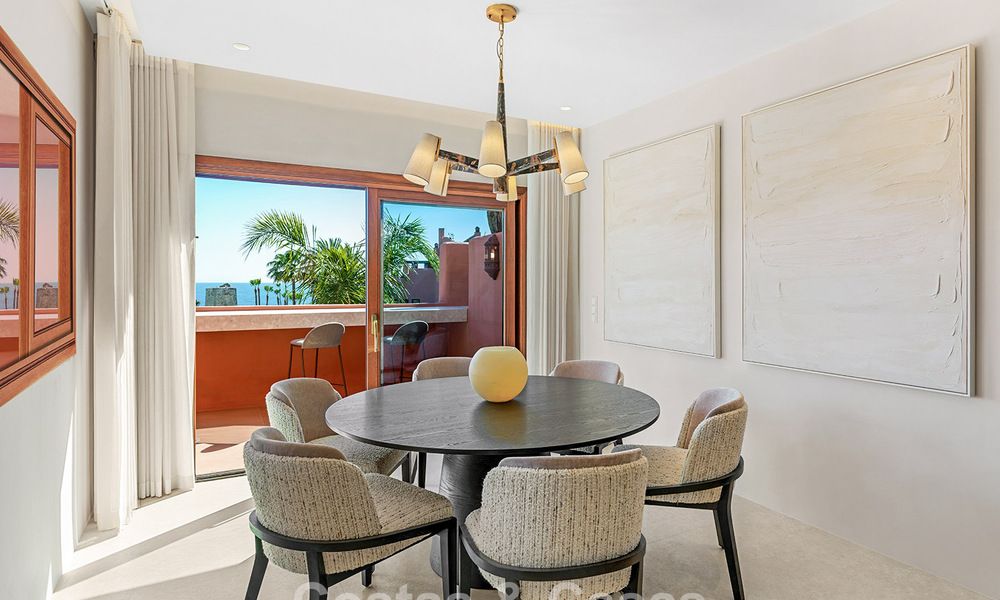 Luxueus duplex penthouse te koop in een vijfsterren strandcomplex op de New Golden Mile tussen Marbella en Estepona 797770