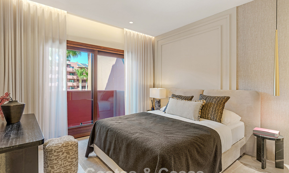 Luxueus duplex penthouse te koop in een vijfsterren strandcomplex op de New Golden Mile tussen Marbella en Estepona 797780
