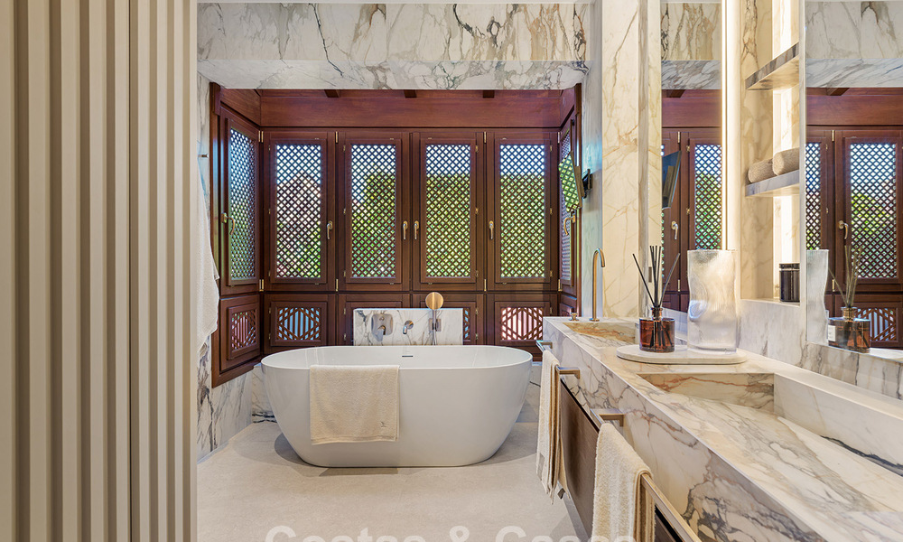 Luxueus duplex penthouse te koop in een vijfsterren strandcomplex op de New Golden Mile tussen Marbella en Estepona 797788