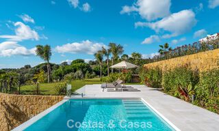 Gesofisticeerde luxevilla te koop in een exclusieve, rustige, gated woonwijk op de Golden Mile van Marbella 798033 