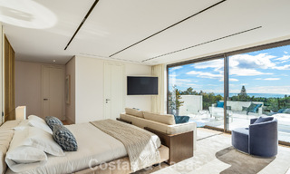 Gesofisticeerde luxevilla te koop in een exclusieve, rustige, gated woonwijk op de Golden Mile van Marbella 798037 