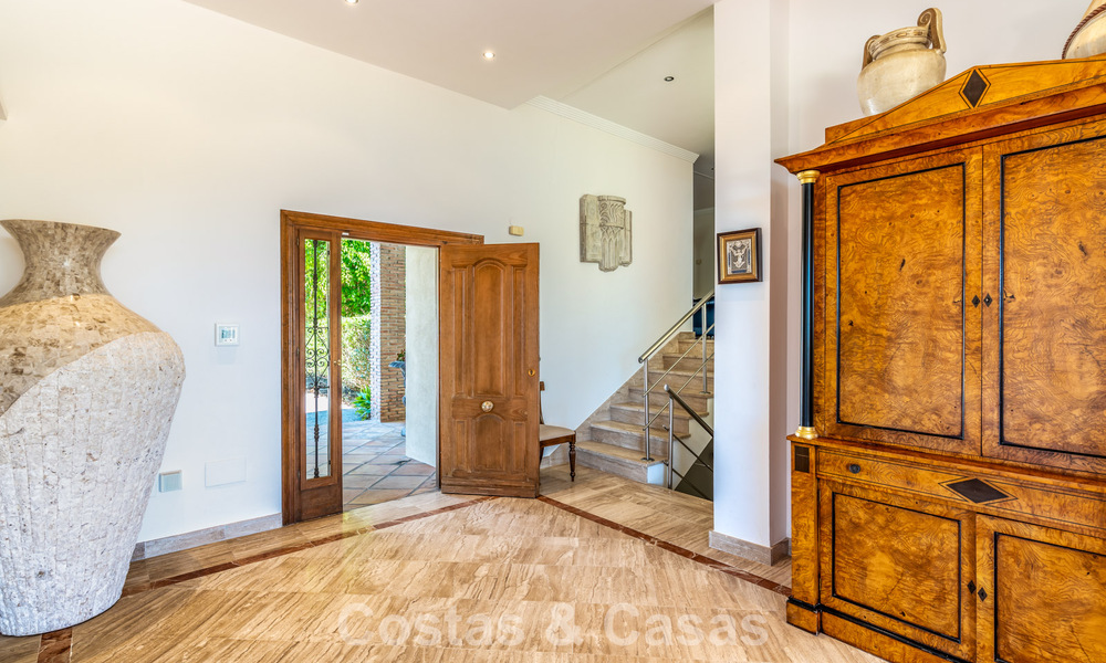 Exclusieve villa met mediterrane bouwstijl te koop op een riant perceel in Marbella - Benahavis 797054