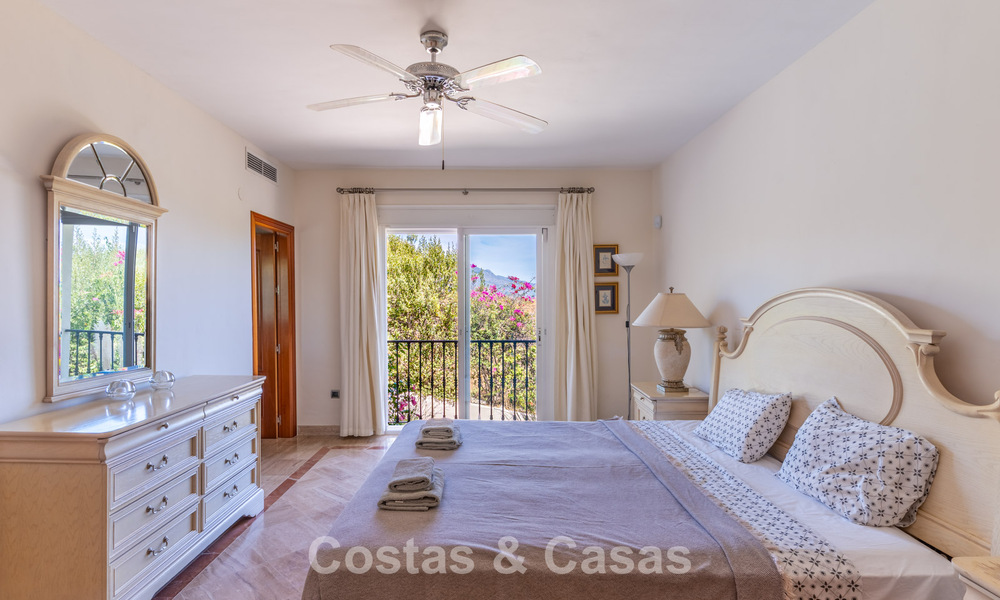 Exclusieve villa met mediterrane bouwstijl te koop op een riant perceel in Marbella - Benahavis 797073