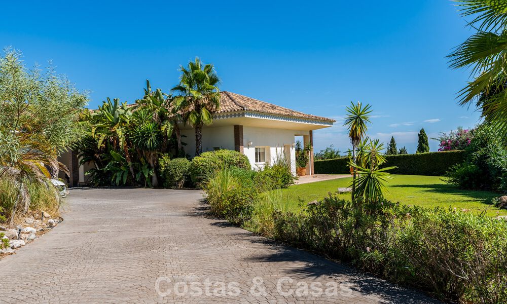 Exclusieve villa met mediterrane bouwstijl te koop op een riant perceel in Marbella - Benahavis 797083