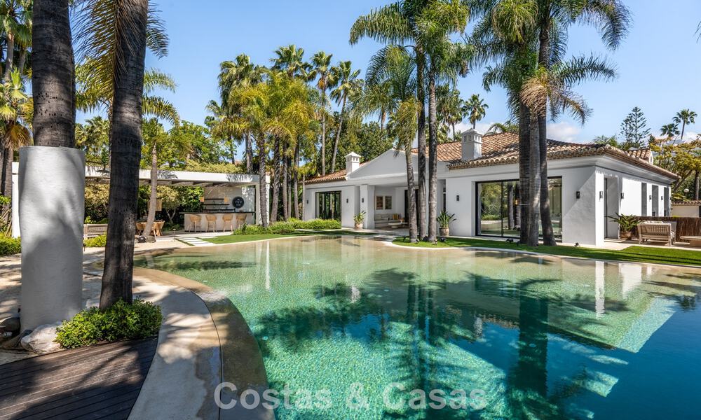 Exclusieve luxevilla met spectaculair indoor en outdoor zwembad te koop in Nueva Andalucía, Marbella 798054