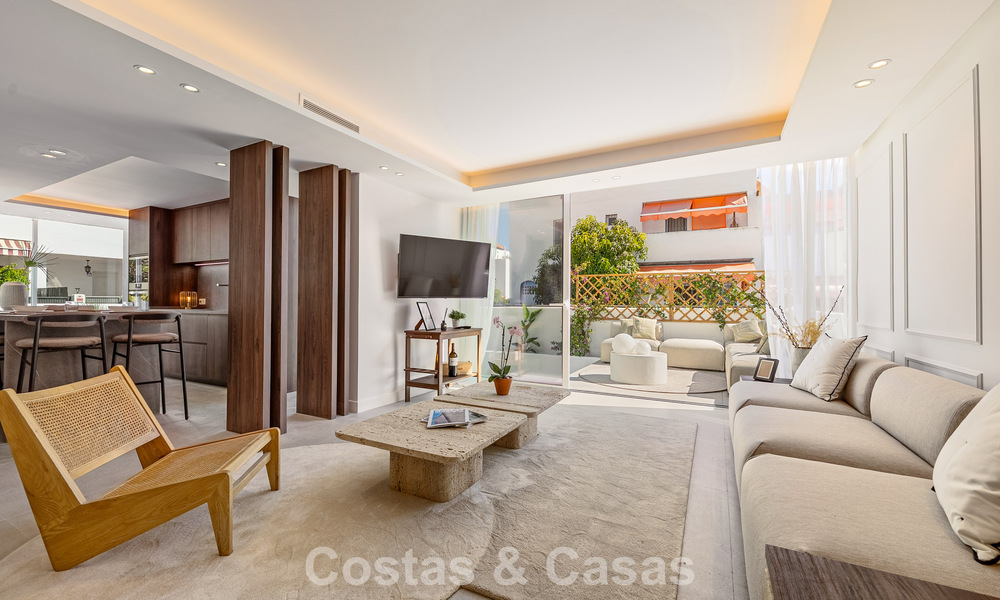 Gerenoveerd schakelwoning te koop aan de Golden Mile op loopafstand van het strand en Puente Romano, Marbella 797321