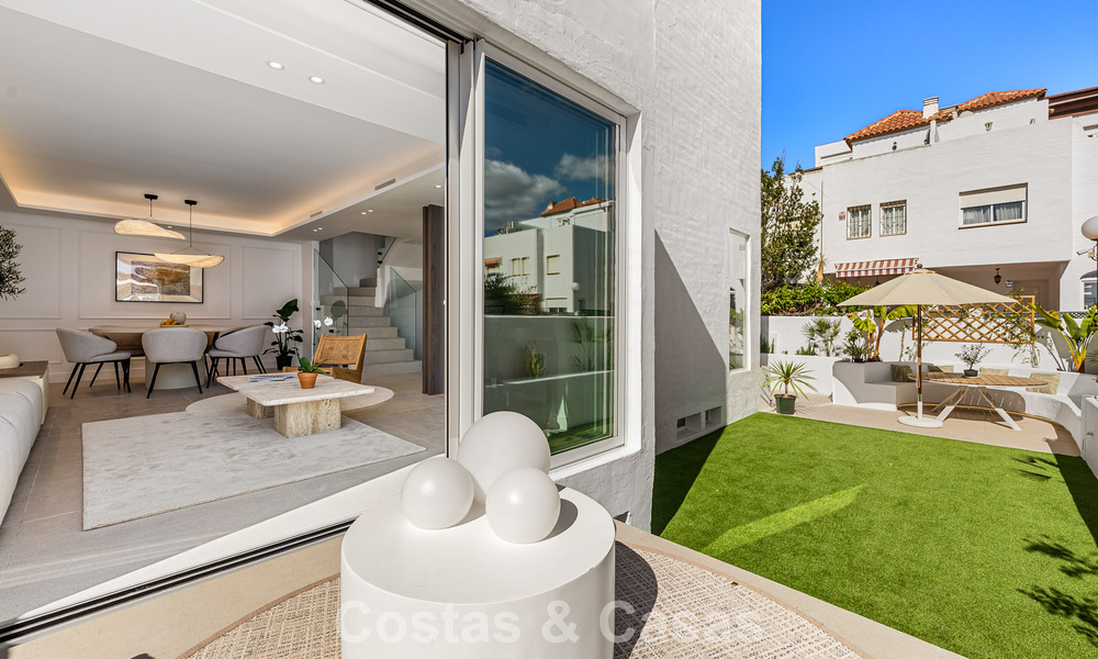 Gerenoveerd schakelwoning te koop aan de Golden Mile op loopafstand van het strand en Puente Romano, Marbella 797330