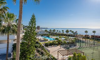 Eersteklas appartement te koop met zeezicht in een strandcomplex op de New Golden Mile tussen Marbella en Estepona 797421 
