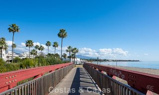 Eersteklas appartement te koop met zeezicht in een strandcomplex op de New Golden Mile tussen Marbella en Estepona 797437 