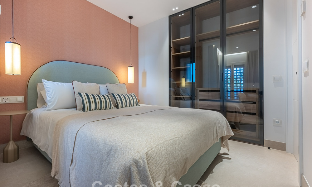 Eersteklas appartement te koop met zeezicht in een strandcomplex op de New Golden Mile tussen Marbella en Estepona 797446