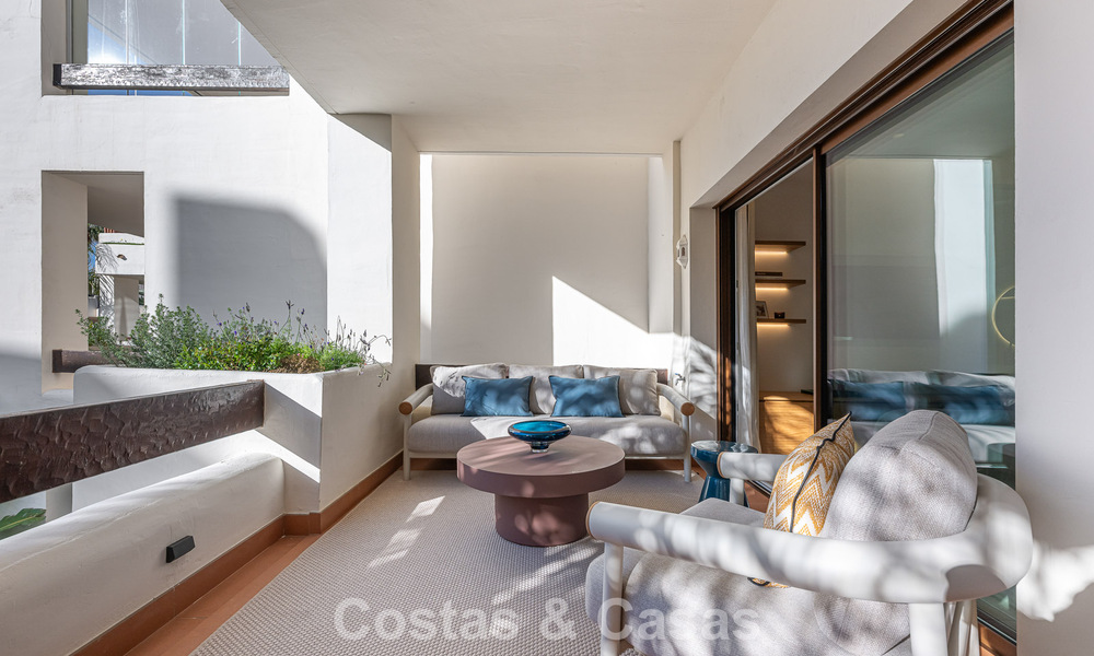 Eersteklas appartement te koop met zeezicht in een strandcomplex op de New Golden Mile tussen Marbella en Estepona 797458
