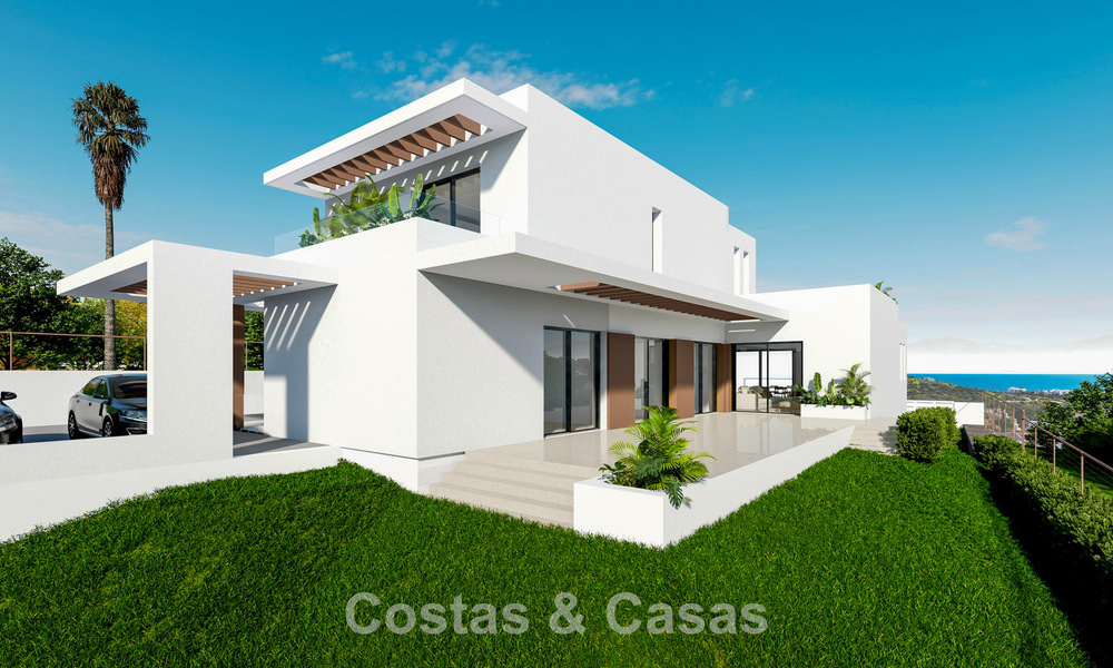 Nieuw villaproject te koop dicht bij het strand en golfbanen in Casares, Costa del Sol 797465