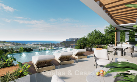 Nieuw villaproject te koop dicht bij het strand en golfbanen in Casares, Costa del Sol 797466