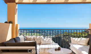 Prestigieus luxepenthouse met panoramisch golf- en zeezicht te koop in Marbella - Benahavis 797545 