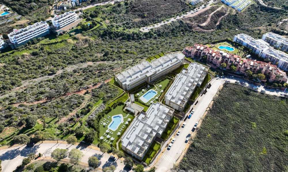 Hedendaagse luxe nieuwbouwappartementen met betoverend zeezicht te koop in Manilva, Costa del Sol 797588